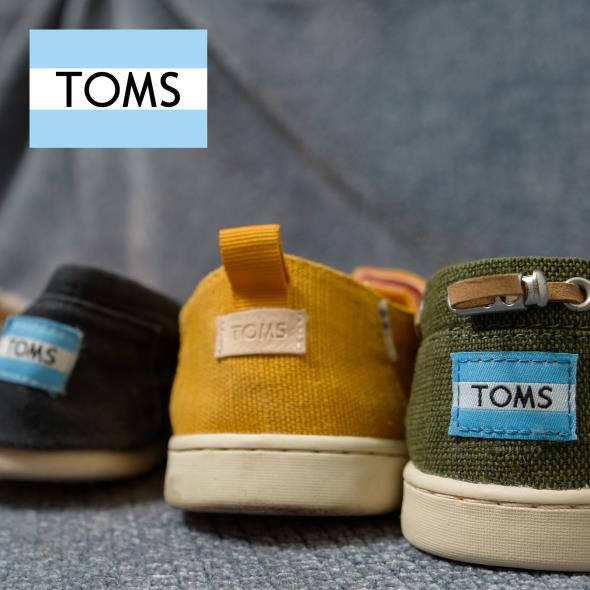Toms