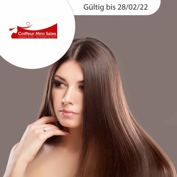 Glättende Keratinbehandlung