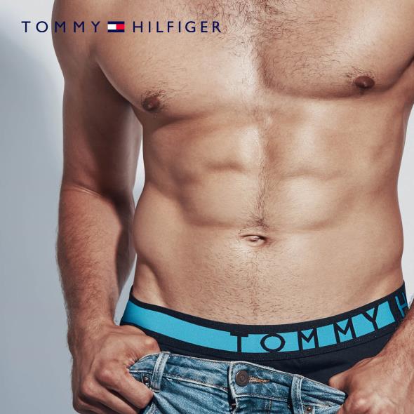 Tommy Hilfiger